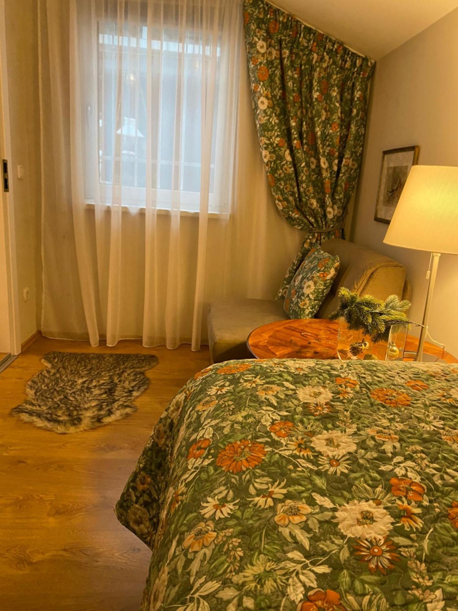 Mit 2 Schlafzimmer Steyr