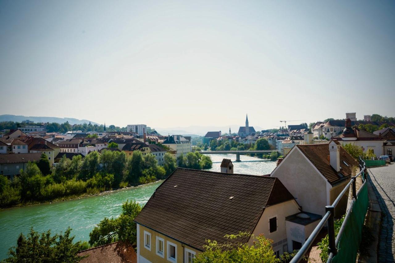Appartement Cozy Mitte, Ruhig, Parkplatz, Terasse, 2 Schlafzimmer, Wlan Steyr
